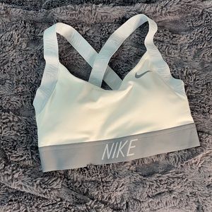 NWOT Nike Sports Bra